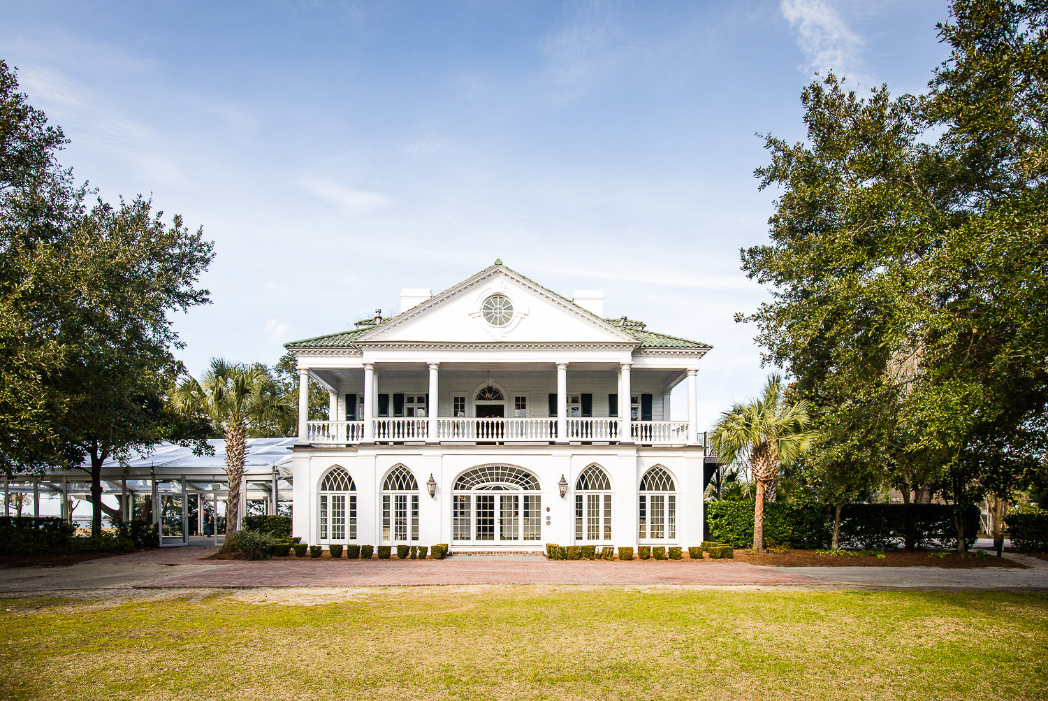 A perfectly timed winter wedding at Lowndes Grove that's all aglow, Charleston, SC