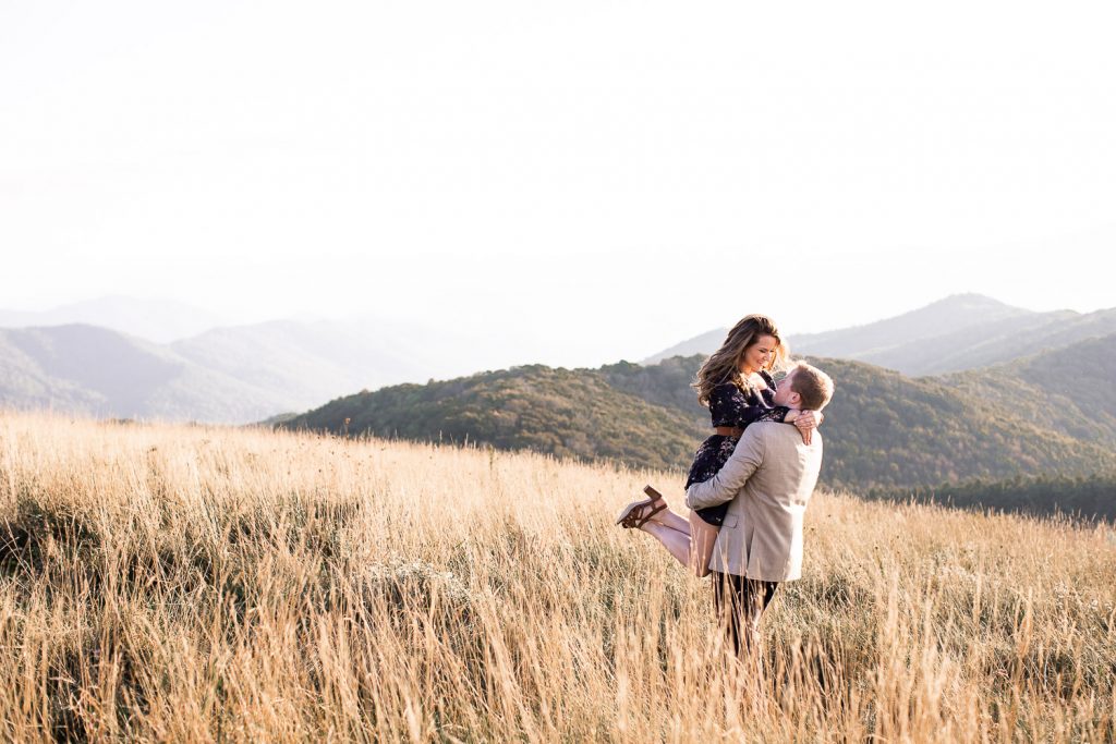 Max Patch Engagement session, man lifting up women