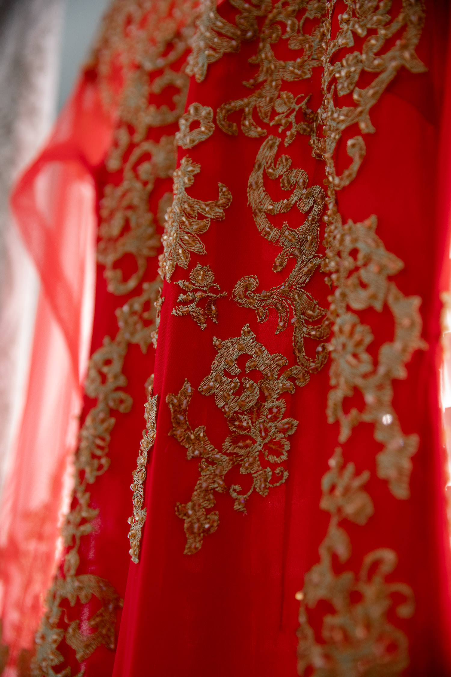 Vietnamese wedding dress, details