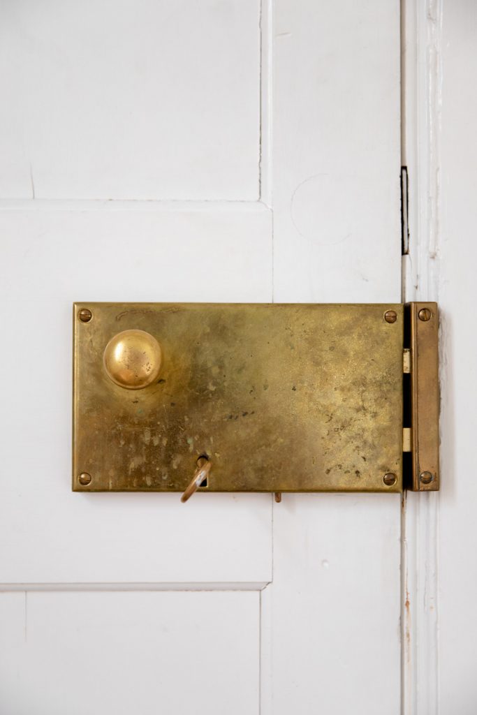 The Gadsden House, details door lock