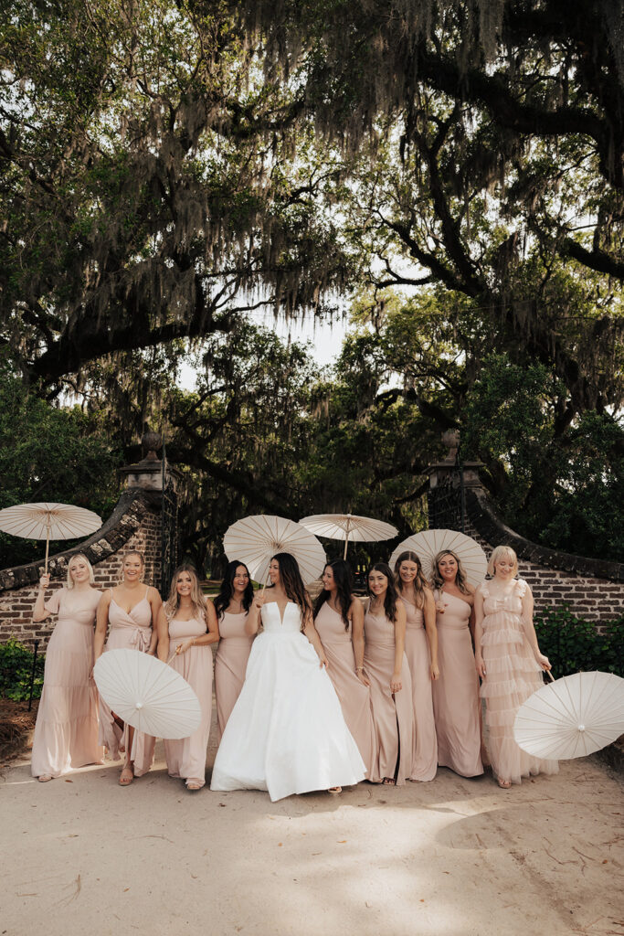 Parasol wedding trend 2023 adds southern charm