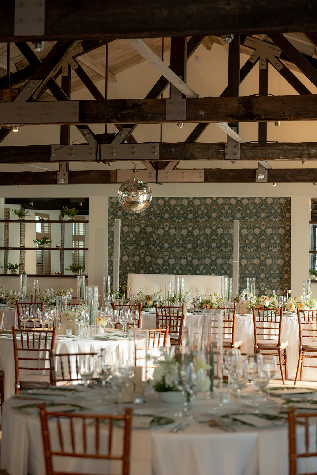 Beautiful wedding reception tabel setup inside Cannon Green